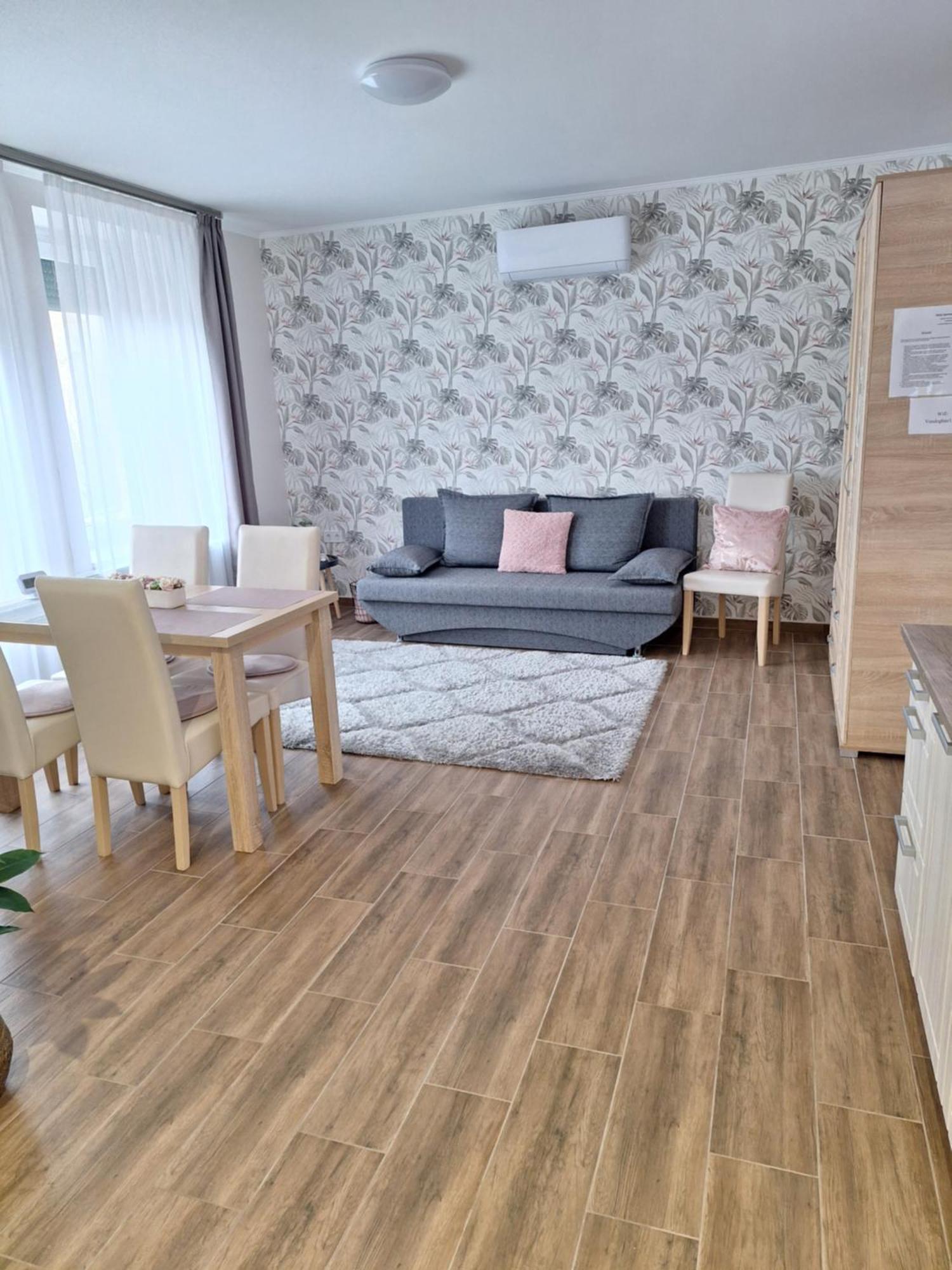 Varfal Apartman Eger Exterior foto