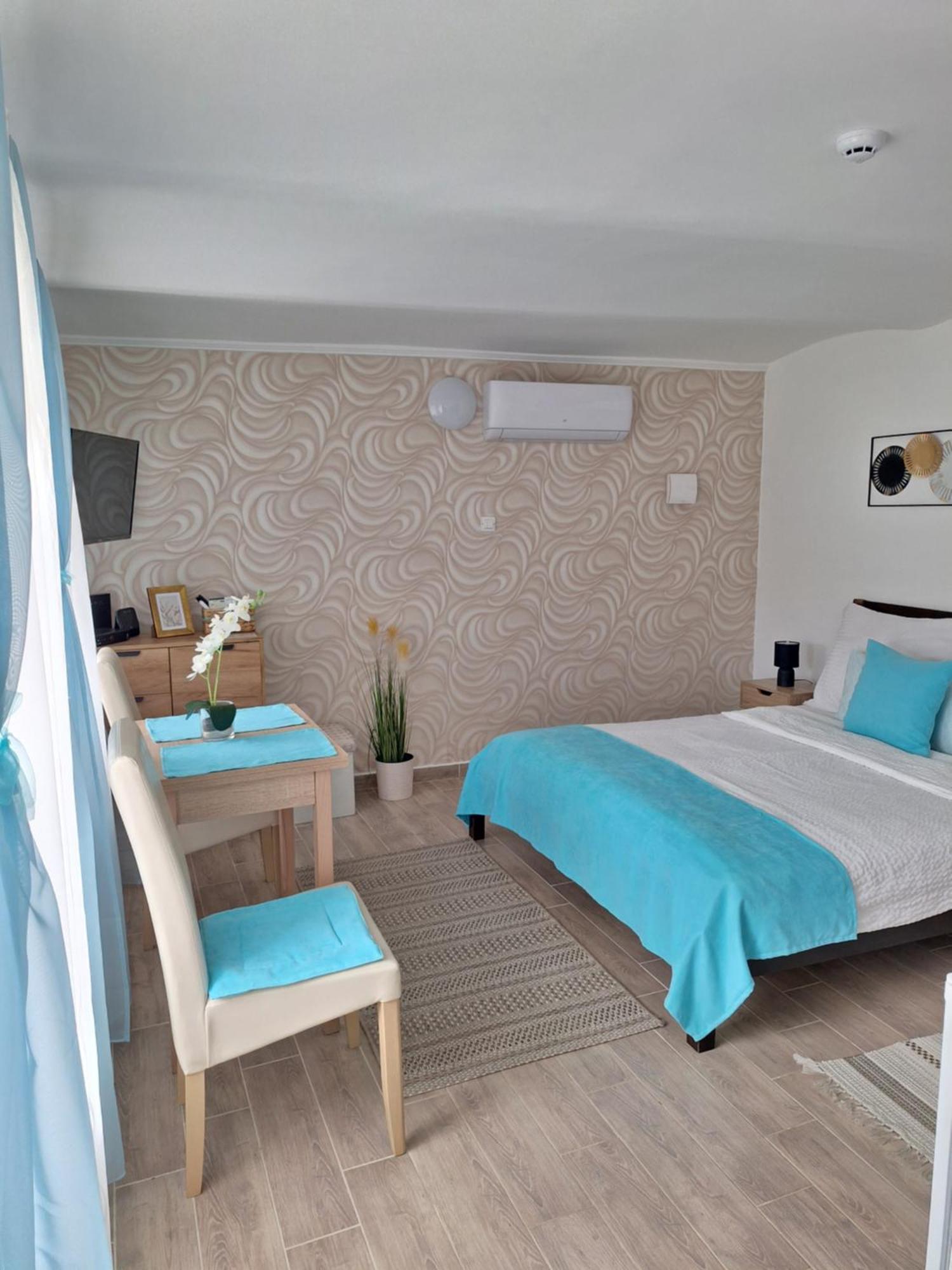 Varfal Apartman Eger Cameră foto